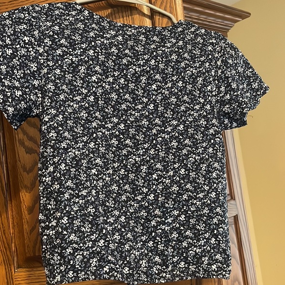 Abercrombie kids girls shirt - Picture 4 of 6